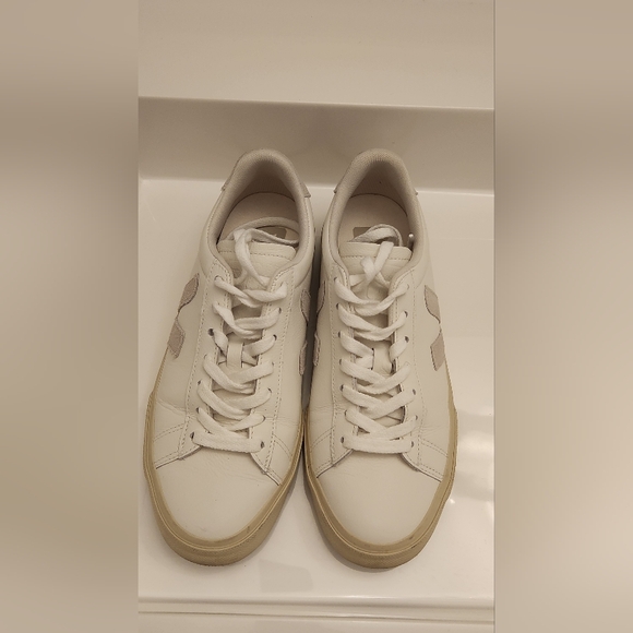 Veja Campo Sneaker Extra White/Natural Suede - Picture 2 of 8